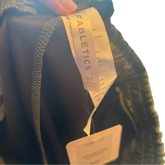 NWT Fabletics Smoke  Green Vegan Leather Shorts Size Medium (M) - Picture 9 of 10